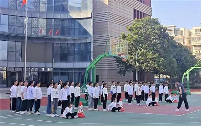 郑州管城区外国语牧歌小学：威斯尼斯以特色体育课程绘牧歌教育华章(图1)